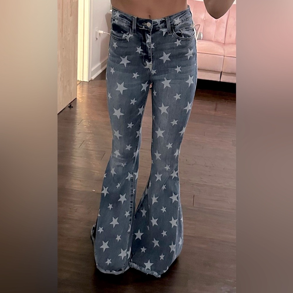 Judy Blue Denim Jeans. Super Flare Star Print Size 18W
